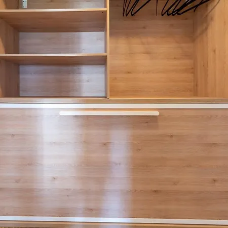 T1 Nazareth ナザレ