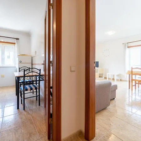 アパート T1 Nazareth ナザレ